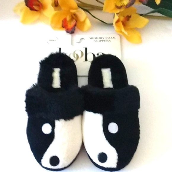 KOOBA BLACK WHITE MEMORY FOAM MULE SLIPPERS SIZE SMALL 5-6  NWT - Picture 4 of 6